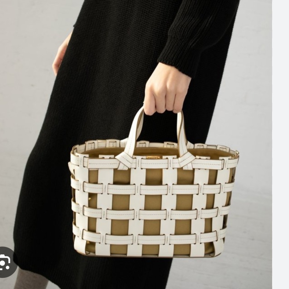 Trademark White and Tan Woven leather Frances Cage Tote Bag - Picture 4 of 5
